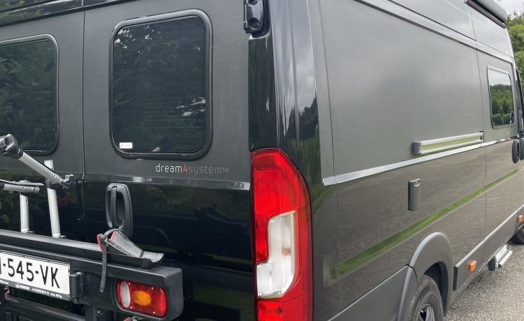 Tourne 6.4 – New Bus Camper for Rent Peugeot Boxer