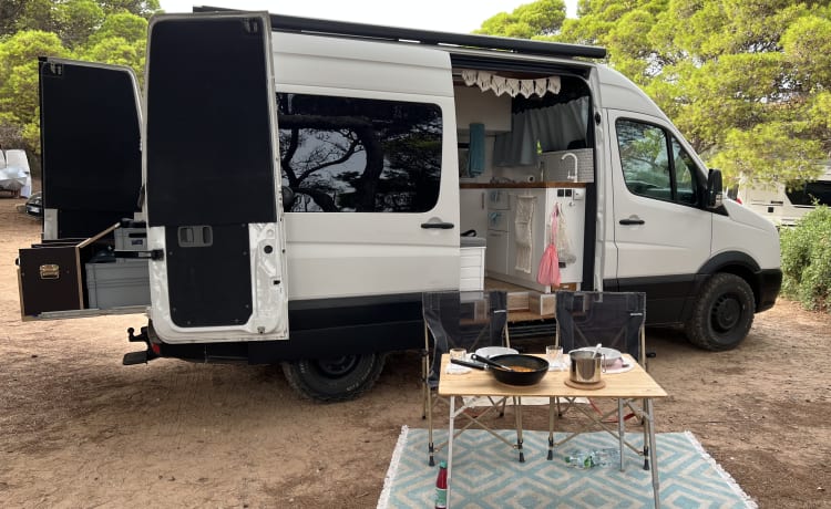 VanARTour – VW Crafter bricolage