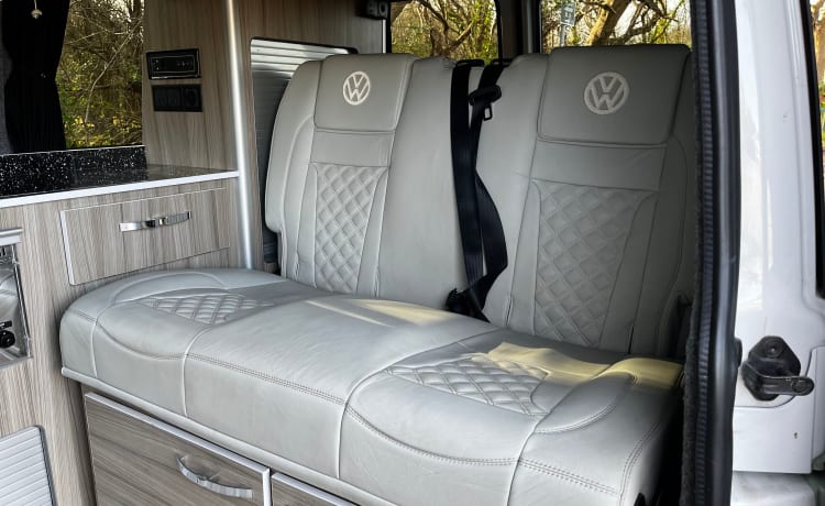 ELMA – Le camping-car VW prêt pour l'aventure....