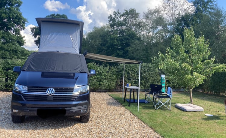 Blue Thunder  – Nieuwe VW-camper met 22 platen 4-persoons SWB T6.1 T30 DSG 7-traps automaat