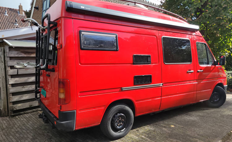 Big Red – Stoere en ruime Volkswagen LT Campervan