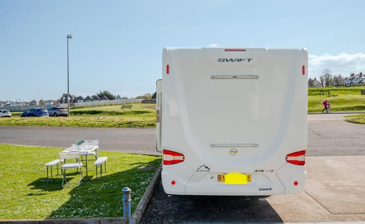 Diamond Leisure motorhome  – Autobus Fiat 6 places à partir de 2021