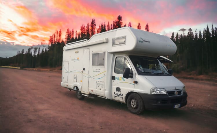 Camper Family Adventure  – Attic Camper, Pilote, Super-equipped, Air Conditioning