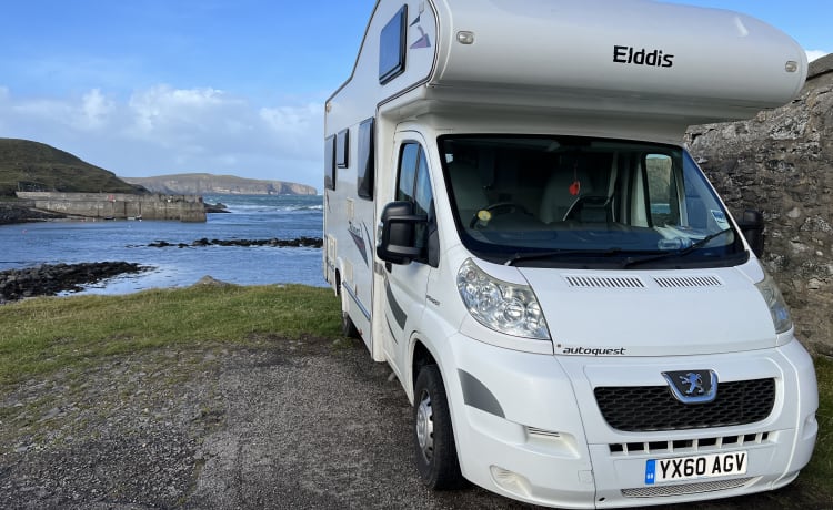 2-4 berth Peugeot - Elddis Autoquest 145