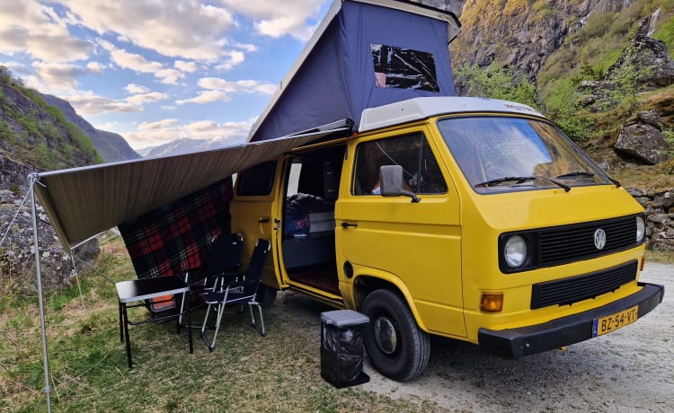 Unieke Volkswagen T3 uit 1988 om mee op avontuur te gaan