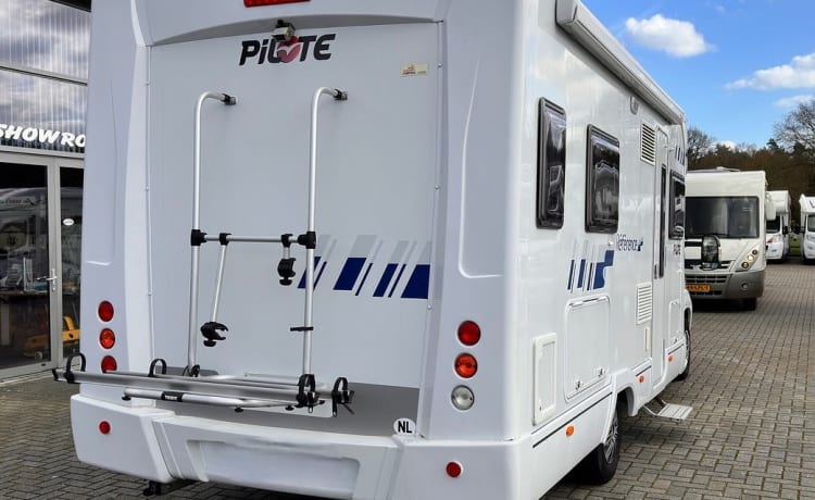 2p Pilote semi-integrated uit 2009