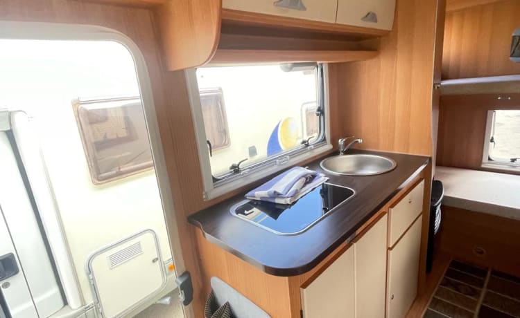 ITA CAMPER – ITA CAMPER - Nieuwe zoldercamper - 6 zitplaatsen