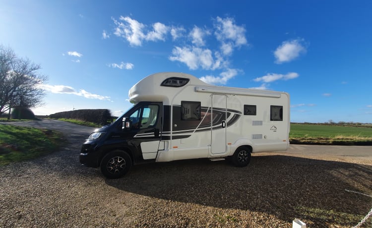 Taylor – Camping-car familial 6 ceintures de sécurité 2021 sur la côte est du Yorkshire