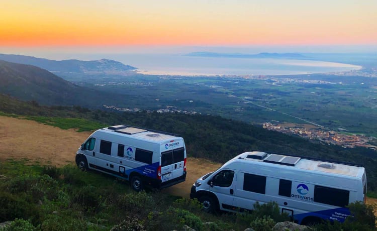 VAN Bike & Surf -2-4 personnes- Costa Brava - Espagne