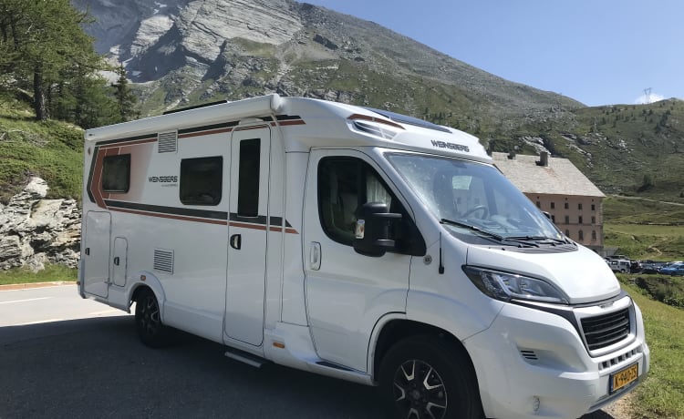 Luxurious young camper with many extras