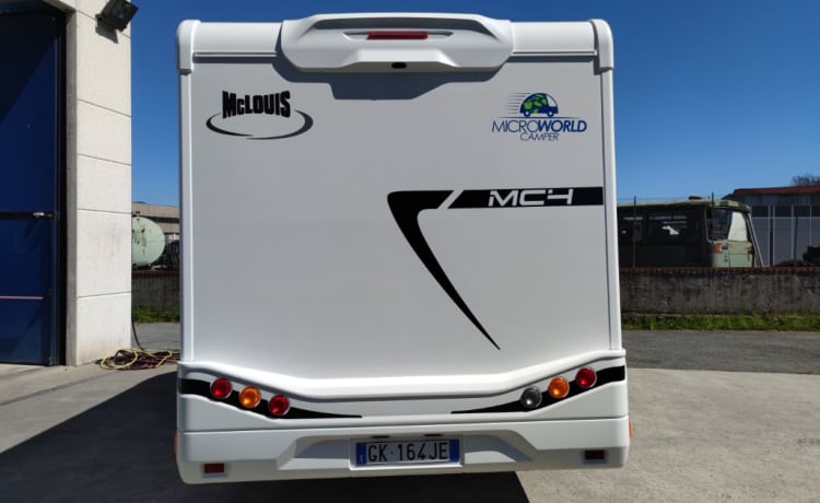 MC4 - 239 – MCLOUIS MC4 331