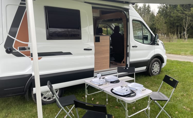 Nieuwe Ford Campervan 