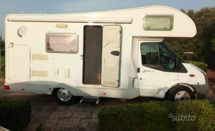 ROLLER TEAM FREEZ – FORD 4 + 1 beds and DOUBLE CLIMATE