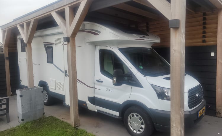 Topper – 5p Ford semi-intégré à partir de 2018