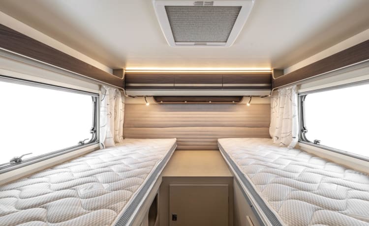 spacious family campers, year 2022 + 2019, 5-person family campers