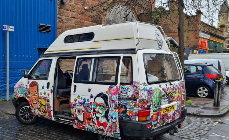 Cartoon camper – 2 berth Volkswagen campervan from 1993