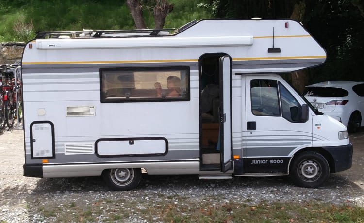 Benimar turbocamper – Fiat Ducato 2,5 turbodiesel goed onderhouden