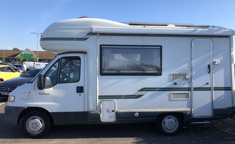 Polly – 5 berth Peugeot alcove from 1999