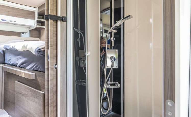 Joli Camper – McLouis integrated uit 2022