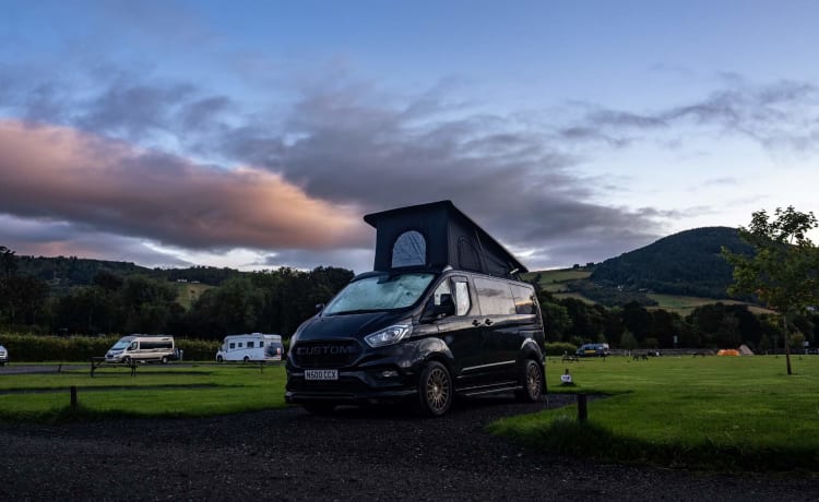 Skye – „SKYE“ 2020 Ford Transit Custom Limited mit 4 Schlafplätzen