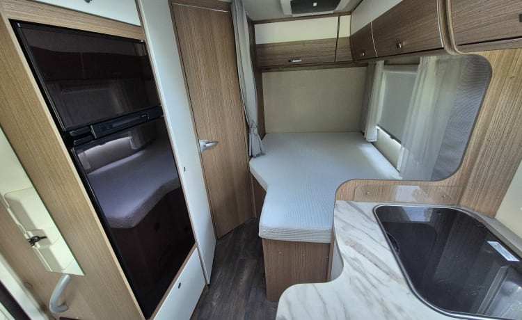 Hotel on Wheels – 6p Carado semi-integrated from 2018