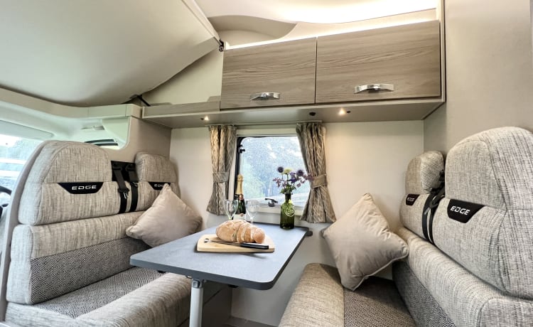 Wilf – Wilf - 6 belt, 6 berth (2023)