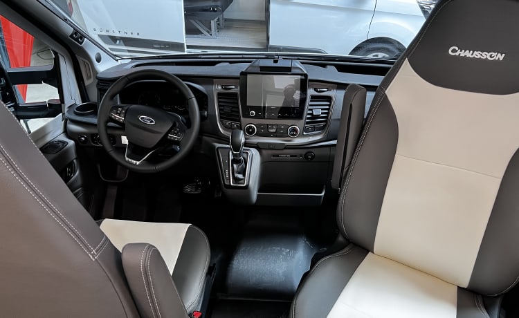 Thibocamper – Ford Chausson 777 Titanium Premium 170HP automatico nuovo di zecca 2023 (4P)