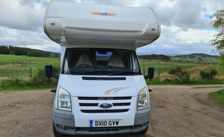 Wild wheels  – 6 berth Ford Cussona in Carrbridge 