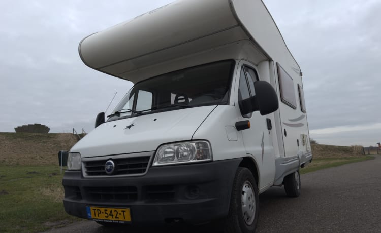 SHARKY – Amazing 5p Fiat Alcove 2007 🚐 (Can also be picked up in Maastricht or Groningen)