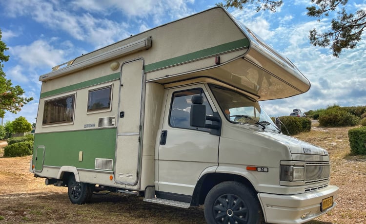 Duuk – Camper retrò ridisegnato