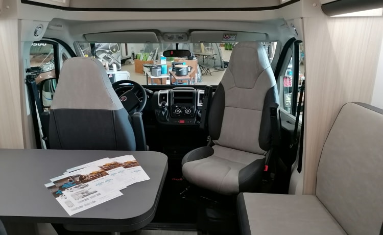 vanaf  juni 2021 – Nuovo camper: The Sun Living S 70 SL Travel Star Edition