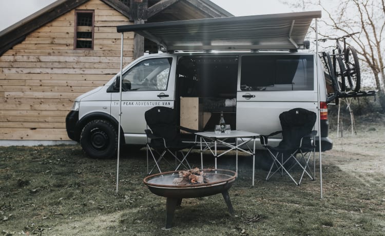 Il Peak Adventure Van