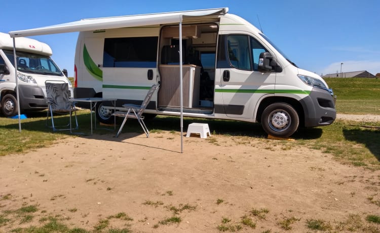 Olly 3.0 – Camper bus sportivo - Bronckhorst Campers