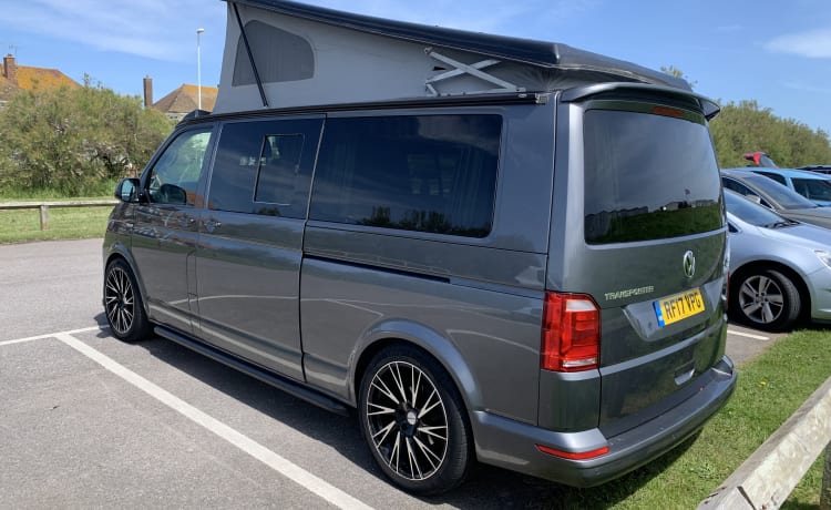 VW Campervan - T6/Passo lungo/Portellone