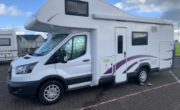 2018 Ford Transit Roller Team Zefiro 690 Automatic 