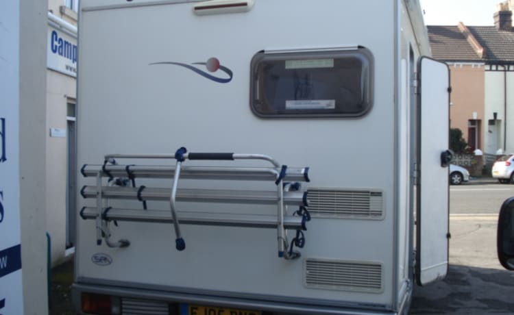 Mel – 5 berth Fiat Family Motorhome  6 seats with belts