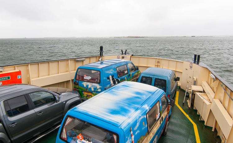 Beach – Beach - Cozy and robust VW T4 campervan