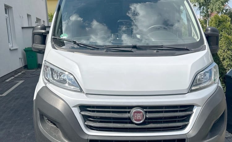 Fiat Ducato Kastenwagen 4 Schläfer mit MAX FAN