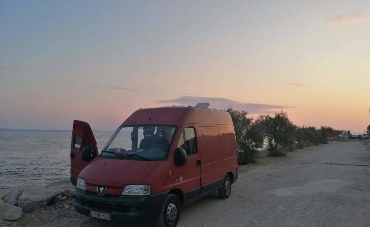 YUS de bus – Peugeot boxer zelfbouwcamper