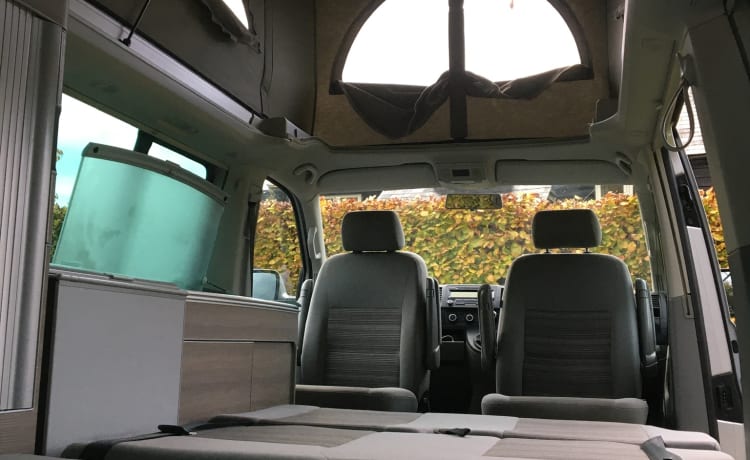 Volkswagen California-4 couchettes