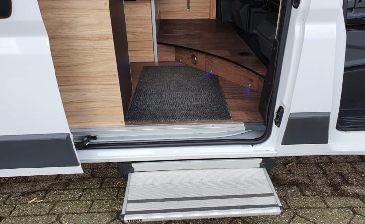 Hymer Grand Canyon, Automatik, km frei, 4 Personen ab 2017