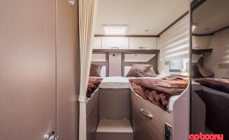 Spiksplinternieuwe mobilhome voor 4 personen