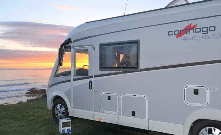 Camper Evenement – Carthago Compactline 143 Integriert