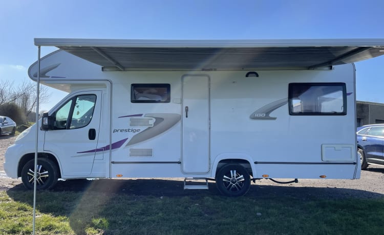 Greer – 6 berth Autoquest 180 Prestige, 2011