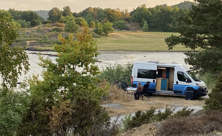 Lisbet – Camper Peugeot Boxer 540