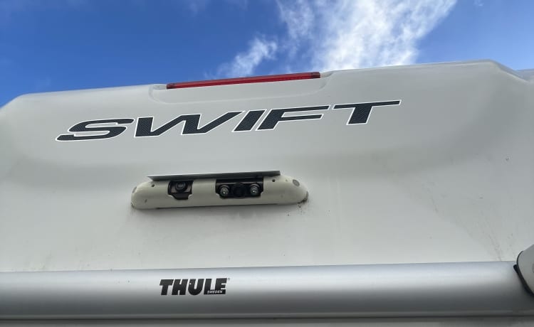 Scottish Edge  – Swift Edge 2020 met 6 slaapplaatsen