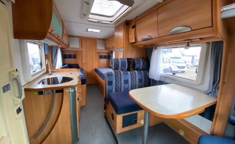 Duo Traveller – Ruime camper voor 2 personen met 2 aparte bedden