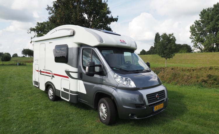 Prachtige compacte maar ruime camper ADRIA Matrix 590SG