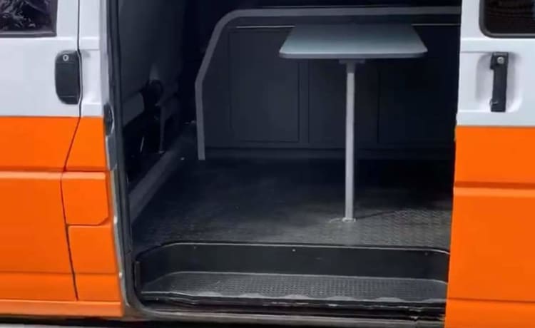 Zazu – ZAZU - VW T4 converted campervan 