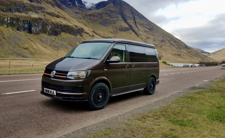 VW T6 Campervan- comfortable drive and accommodation